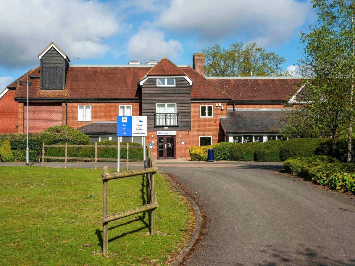 Ibis Budget Stansted Bishops Stortford Birchanger Екстер'єр фото