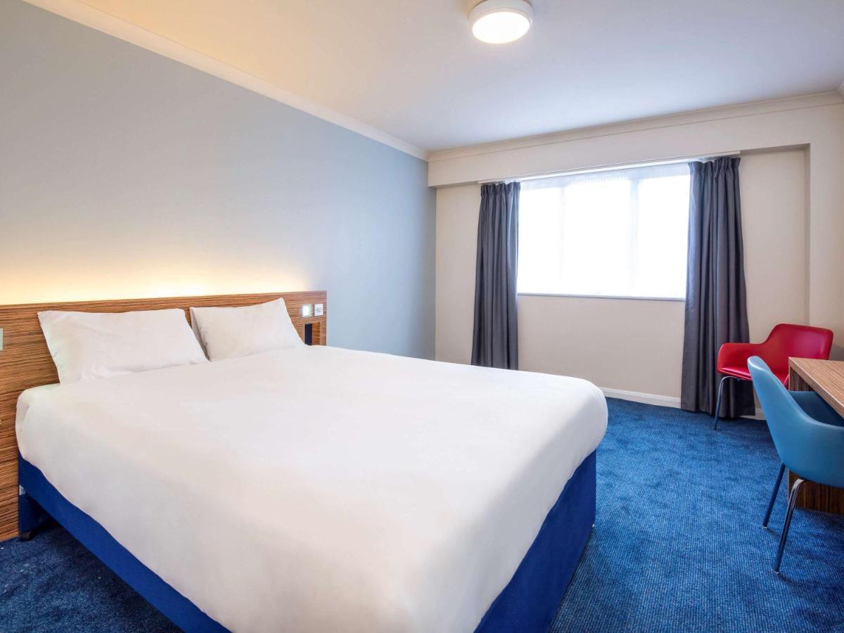 Ibis Budget Stansted Bishops Stortford Birchanger Екстер'єр фото